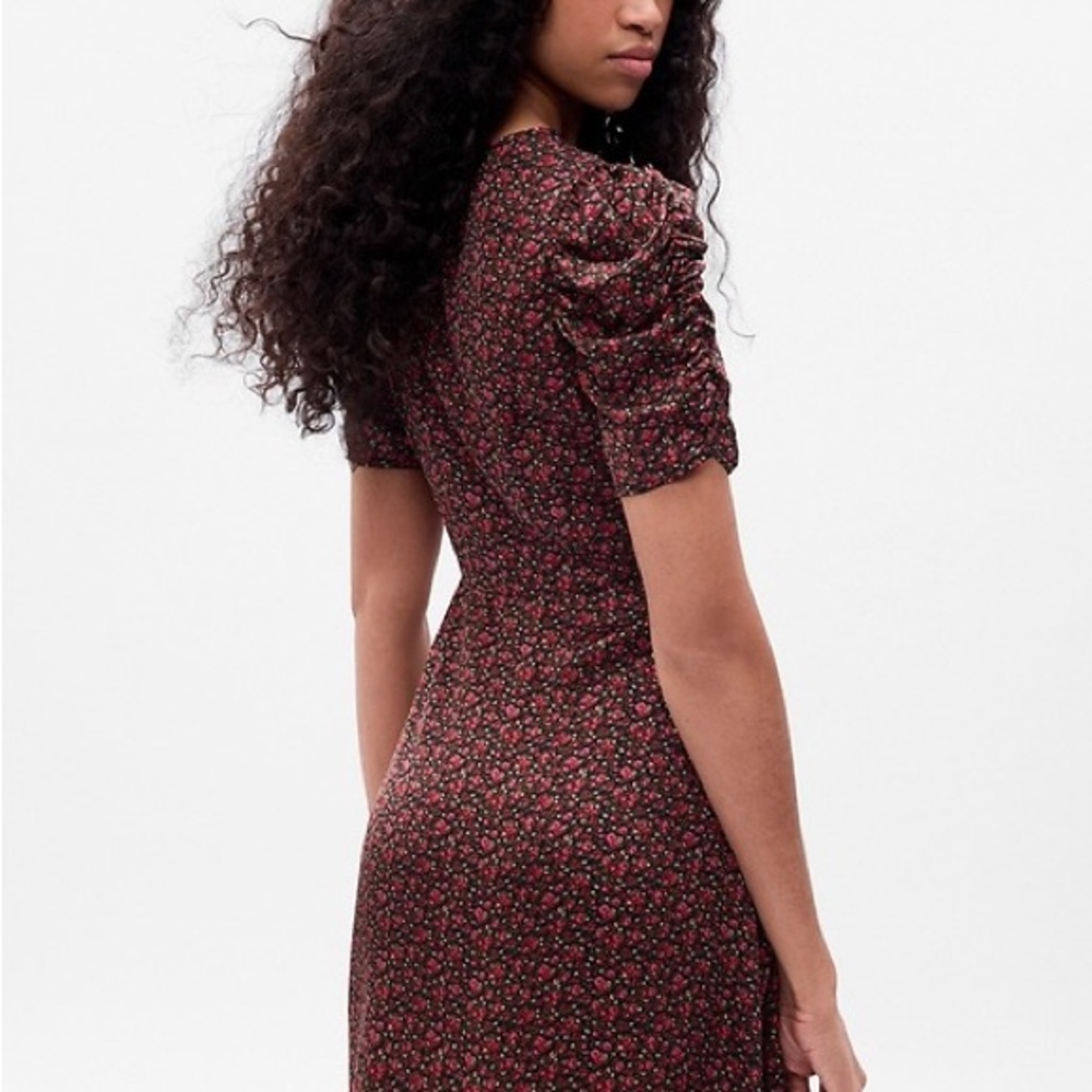 GAP Black and Red Floral Long Sleeve Dress